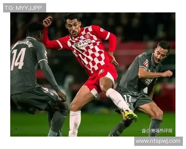 足球明星意外脱裤子瞬间曝光引发热议网友热评不断