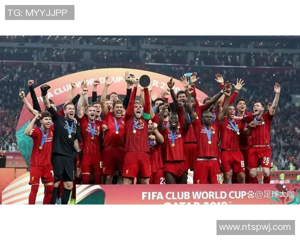 足球明星精彩瞬间大集合让我们一起回顾那些令人难忘的瞬间与荣耀